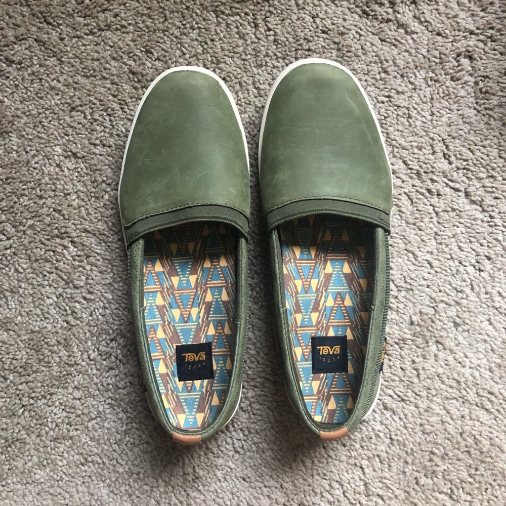 Teva slip ons